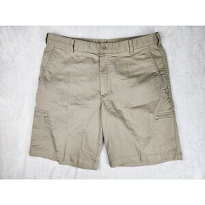 Nike Golf Dri Fit Shorts Men's Size 36 Beige‎ Zip/Button Pockets + Zip Pockets